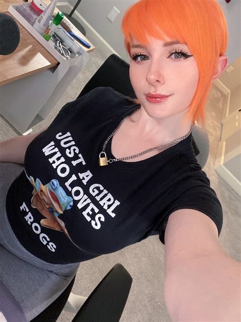 She gained popularity within the cosplay community and has since expanded her content. . Jennalynnmeowri leaked